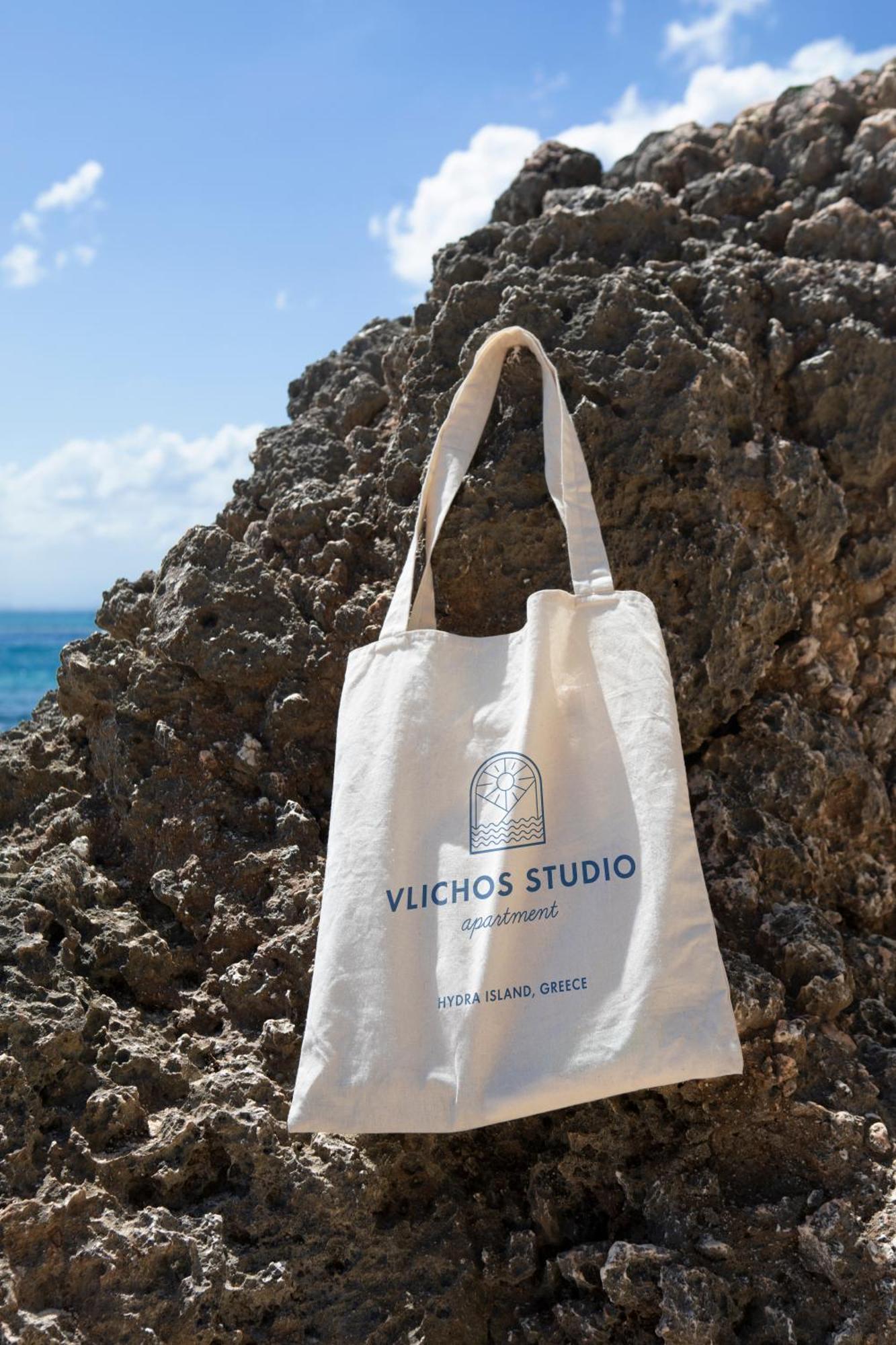 Vlichos Studio Apartment İdra Dış mekan fotoğraf