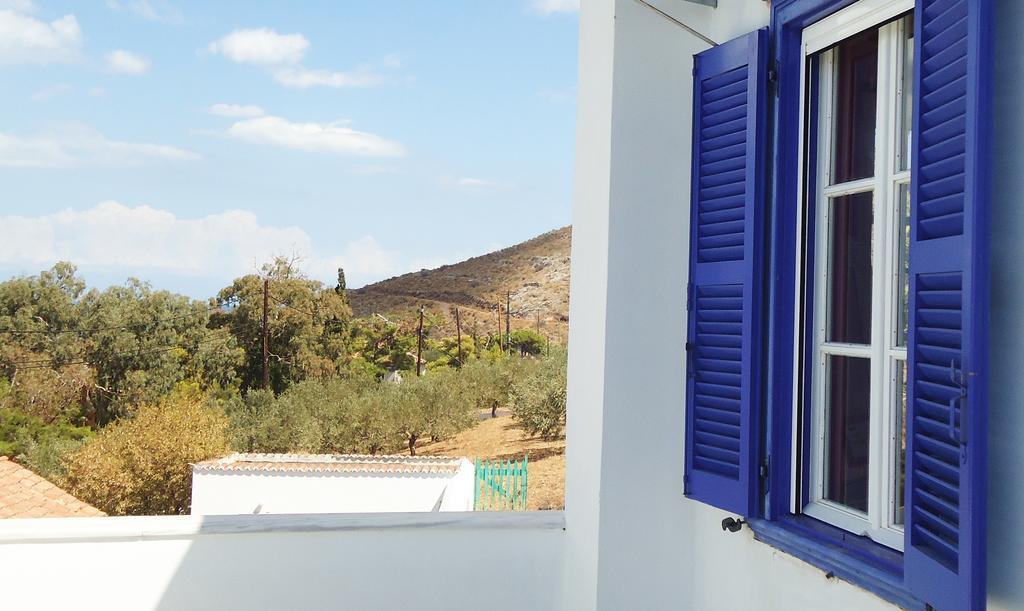 Vlichos Studio Apartment İdra Oda fotoğraf